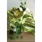 Mariée de chrysanthème de soie vert et blanc match ball tenant des fleurs - Page 2