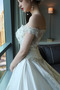 Robe de mariée Trou De Serrure Traîne Royal Naturel taille Couvert de Dentelle - Page 4