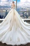 Robe de mariée Hiver aligne Broderie Formelle Épaule Dégagée Salle - Page 2