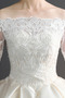 Robe de mariée Chaussez Satin Épaule Dégagée a ligne Appliques - Page 4