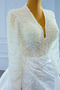 Robe de mariée Traîne Moyenne Col en V Perles Trou De Serrure Col en V Foncé - Page 8