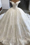 Robe de mariée Organza aligne Formelle Épaule Dégagée Chaussez Salle - Page 1