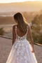 Robe de mariée Couvert de Dentelle Naturel taille Sans Manches Traîne Moyenne - Page 2