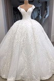 Robe de mariée Tulle Cérémonial Triangle Inversé Eglise Col en V Foncé