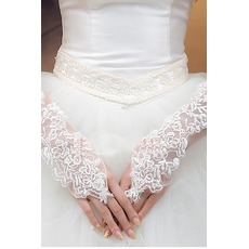 Gants de mariage Chapelle Poétique Été Appliques Tulle