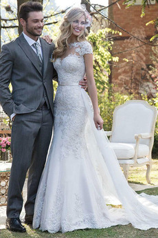 Robe de mariée fin Gaze Appliques Salle Col Bateau Longue