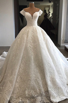 Robe de mariée Sage Lacet Manche de T-shirt Couvert de Dentelle Col en V