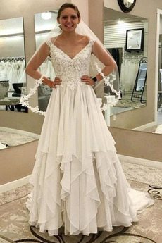 Robe de mariée Col en V Couvert de Dentelle Poire Epurée Mousseline de soie