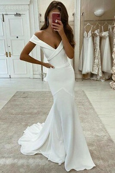 Robe de mariée Glissière Épaule Dégagée Au Drapée Satin Sans Manches