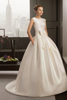 Robe de mariée Princesse Col Bateau Salle Sans Manches Satin Dignité