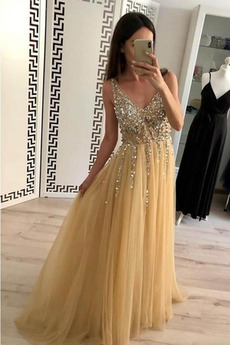 Robe de Bal Tulle Train de balayage Sans Manches Décolleté Dans le Dos