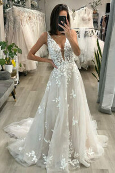 Robe de mariée Train de balayage Plage aligne Glissière Luxueux Tissu Dentelle