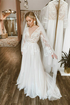 Robe de mariée Dos nu Col en V Tulle Manche Aérienne Traîne Courte