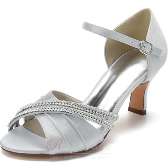 Chaussures de mariage papillon en satin côté talons aiguilles creux talons aiguilles vertes - Page 3