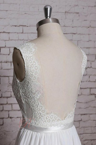 Robe de mariée Dos nu Naturel taille Sans Manches Couvert de Dentelle - Page 4