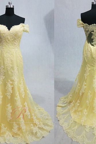 Robe de Soirée Couvert de Dentelle Triangle Inversé Mancheron Naturel taille - Page 4