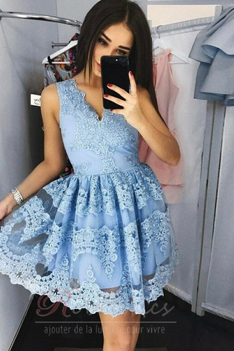 Robe de Cocktail Zip Appliques Col en V Foncé Naturel taille Tulle - Page 3