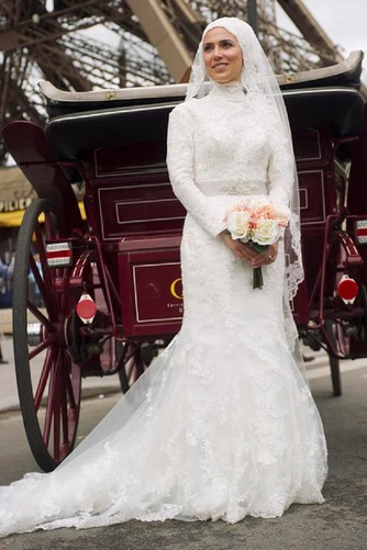 Robe de mariée Manche Longue Col haut Avec voile Haute Couvert - Page 1