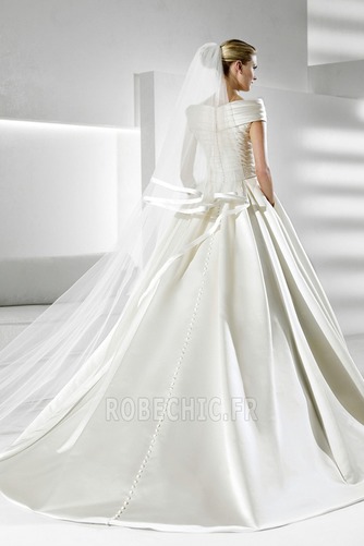 Robe de mariée Fourreau plissé Eglise Satin Avec voile Manche Courte - Page 2