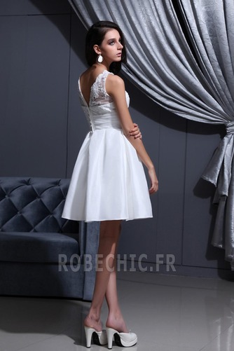 Robe de mariée Été Tube droit mini Satin Élastique aligne Blanche - Page 4