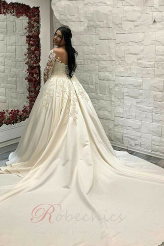 Robe de mariée Épaule Dégagée A-ligne Couvert de Dentelle Naturel taille - Page 1