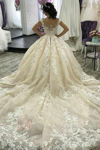 Robe de mariée Sans Manches Formelle Traîne Longue Couvert de Dentelle - Page 2