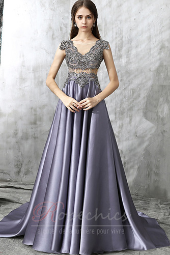 Robe de Bal Col en V Satin Naturel taille Corsage Avec Bijoux - Page 1