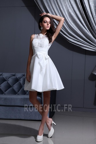 Robe de mariée Été Tube droit mini Satin Élastique aligne Blanche - Page 2