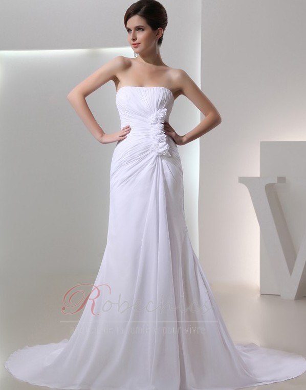 Robe de soirée blanche fourreau sans manches
