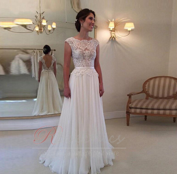 Robe de mari&eacute;e Simple
