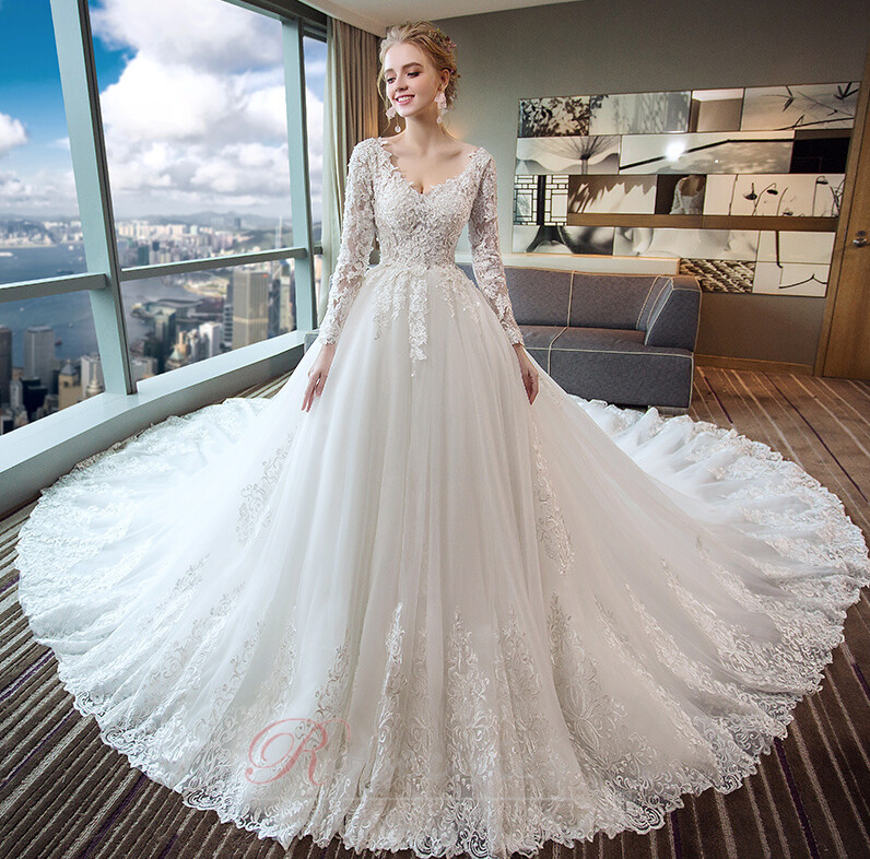 Trouvez la bonne taille de robe de soirée