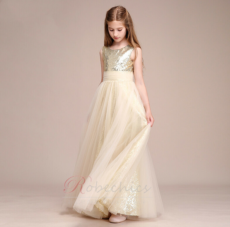 Comment choisir la robe de soirée de mon enfant ?