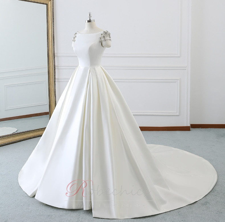 Robe de mariée Luxueux Manche de T-shirt Satin Traîne Royal A-ligne