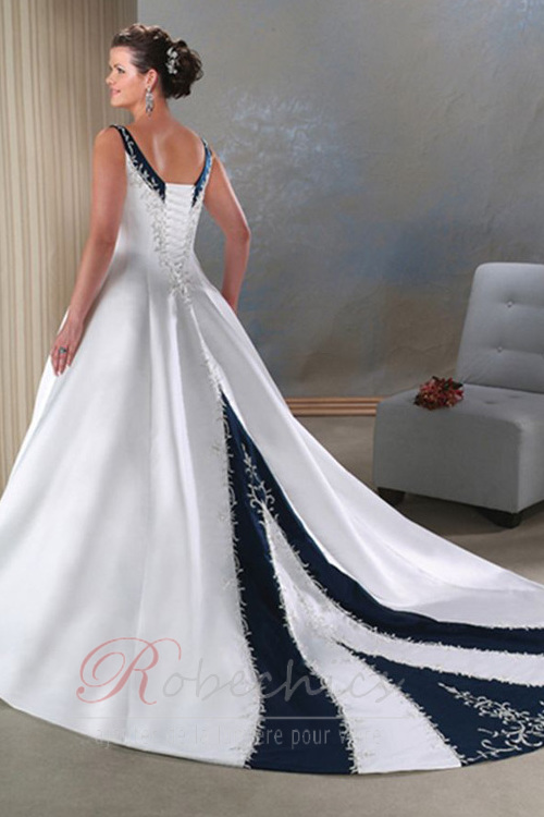 Robe de mariée Vintage Broderie semi-couverte A-ligne Grandes Tailles